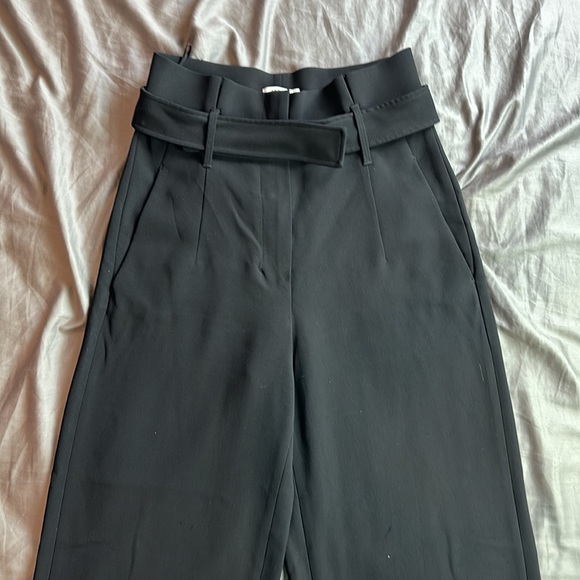 Aritzia / Babaton high rise black straight leg dress pant size 8 - Picture 3 of 5